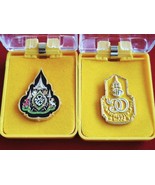 King RAMA10 Thailand 2 Badge Pin - $1,472.84 MXN