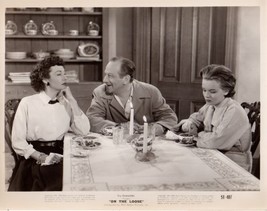 Melvyn Douglas Joan Evans Lynn Bari On the Loose Original 8x10 photo #Z3812 - £7.82 GBP