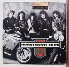 3 Honeymoon Suite Promo 45s 45 Record-
show original title

Original Tex... - $15.23