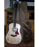 Taylor Big Baby Plain White T&#39;s Autographed Acoustic Guitar - £1,016.38 GBP