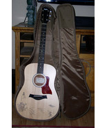 Taylor Big Baby Plain White T&#39;s Autographed Acoustic Guitar - $1,781.67 CAD