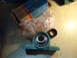 FK HCP205-16-S PILLOW BLOCK BEARING w/ LOCKING COLLAR - $29.69