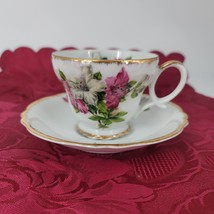 Vintage Teacup and Saucer Fine Bone China Unmarked Floral with Gold Trim Mint! - £14.68 GBP