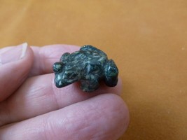 (Y-FRO-506) FROG Green black Jasper gemstone stone CARVING 1&quot; little bab... - $8.59