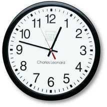 14-Inch Quartz Black and White Wall Clock - $2,510.81 MXN
