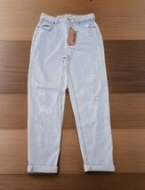 Vanilla Star NWT Super Hi-Rise Mom Jeans Womans Size 9 Distressed Denim E2 - $26.73