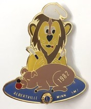 1982 Albertville Minnesota 5M7 Lions Clup Enamel Pin Chef Lion &amp; Dog - $13.00