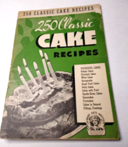Culinary Arts Institute 250 Classic Cake Recipes Cookbook 1940 - £8.64 GBP