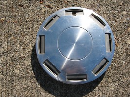 One factory 1990 Dodge Omni Plymouth Horizon 13 inch hubcap wheel cover - $18.50