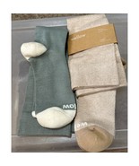 2 pairs Wellow Bamboo Compression Socks Green Tank Size Large New - $34.65