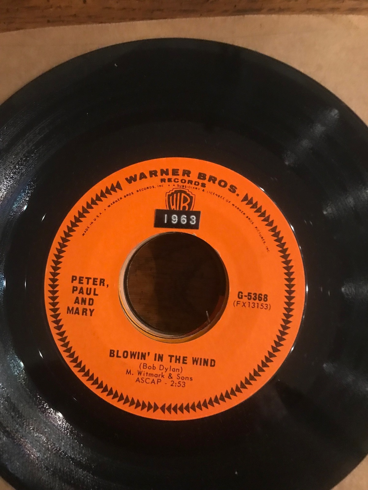 Peter, Paul &amp; Mary 45 Blowin&#39; In The Wind free shipping (B1) - $6.99