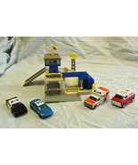Rare! 1999 Mattel Hot Wheels Police Station + Extra Cars #65787 - $39.99