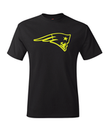 New England Patriots Black &amp; Neon/Fluorescent &quot;Volt&quot; Yellow Logo Tee All... - $397.30 MXN+