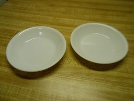 corelle bowls~ rare find ~ winter frost white~ finger tip bowls 2 ~ flat small - £11.70 GBP
