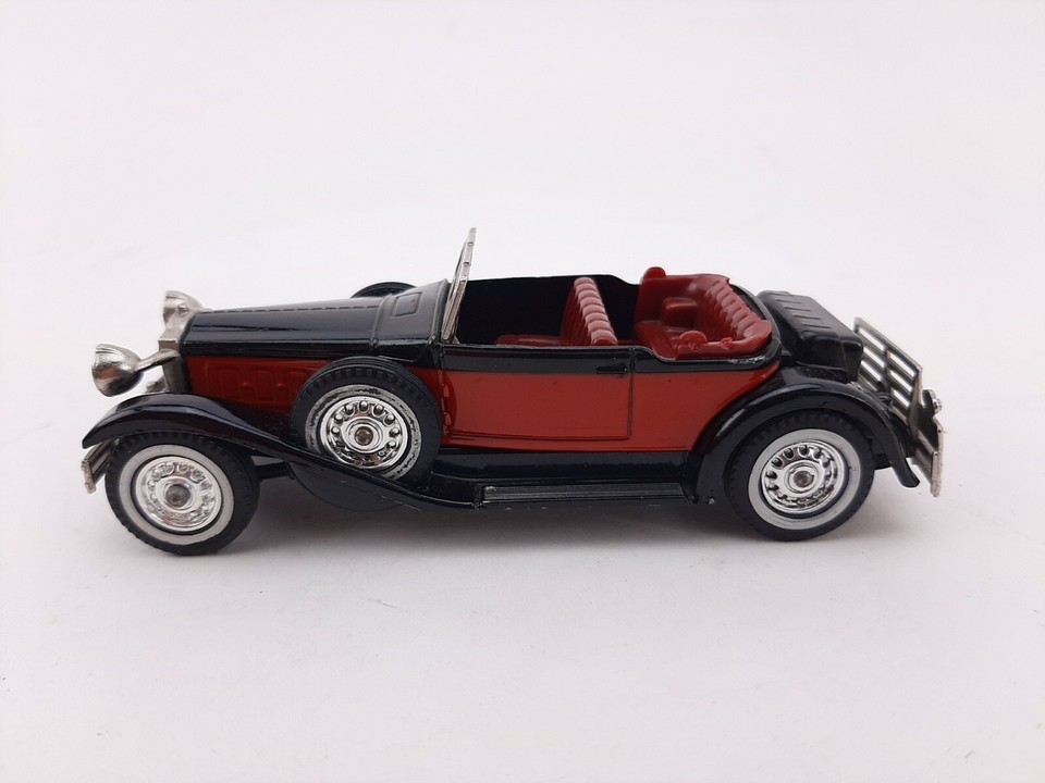 VINTAGE MATCHBOX MODELS OF YESTERYEAR Y15 RED BLACK 1930 PACKARD VICTORIA MOY Item image 4