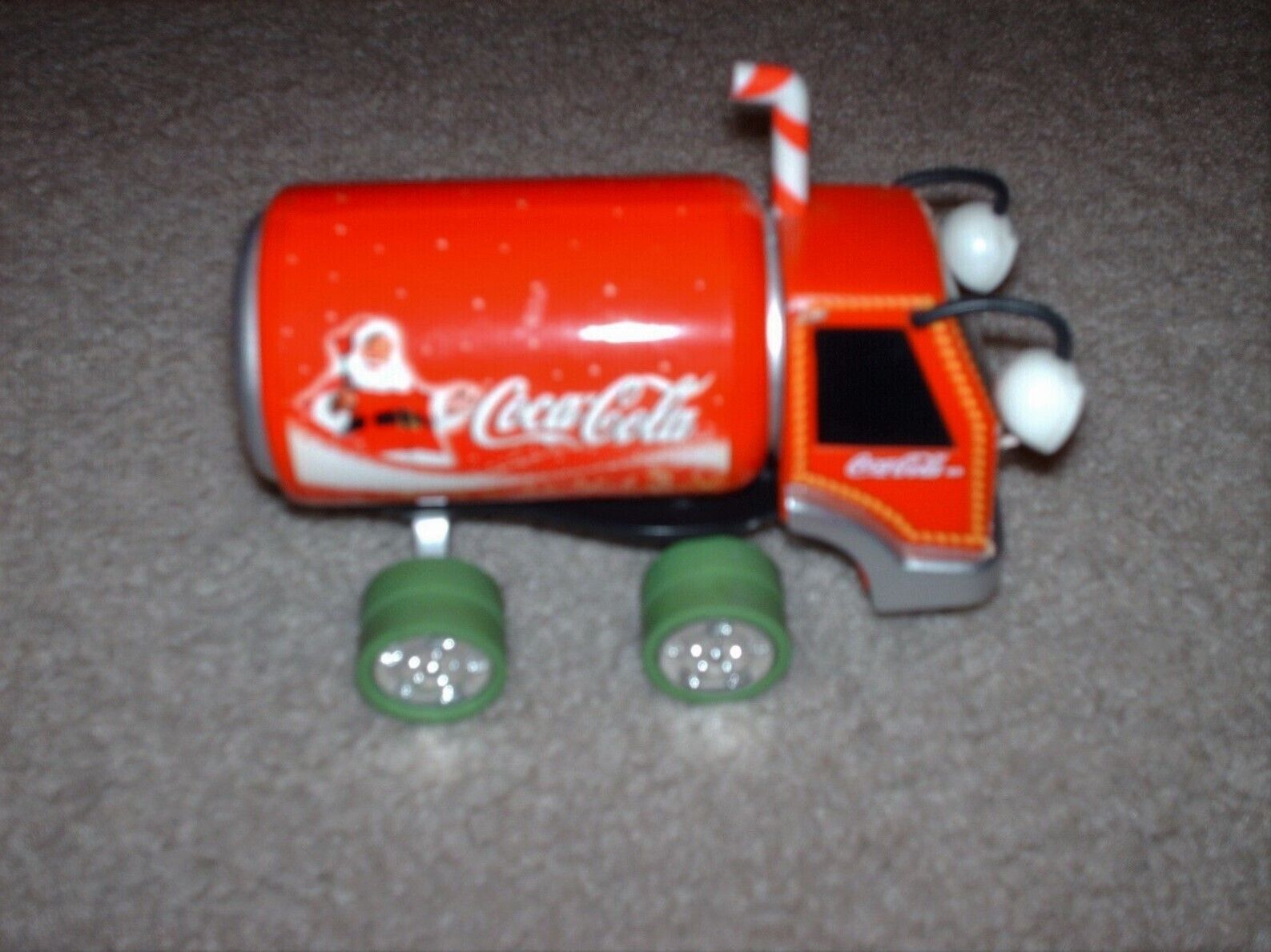 Primary image for Coca-Cola 2005 Caravana Truck Christmas Theme Santa Claus
