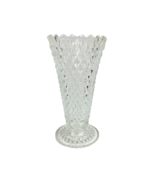 Vintage Glass Crystal Cut Vase 8 Inches - $427.47 MXN