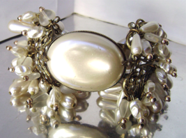 Vintage Boho Cuff Bracelet Pearls, Hearts Rhinestone Gold tone Filigree Massive - £38.71 GBP