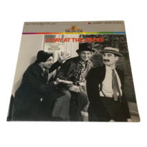 Sealed Marx Brothers A Day at the Races 1983 Laserdisc Hype Sticker Error 913A - £12.14 GBP