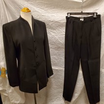 Armani Women&#39;s Black Blazer Size 6 and Pants Size 4 - $98.99