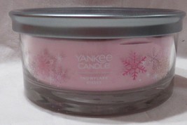 Yankee Candle Signature 5-Wick Jar Burns 16-28 Hrs Snowflake Kisses - £32.29 GBP