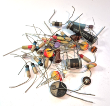 VINTAGE Resistor Lot Various Values UNTESTED - £25.54 GBP