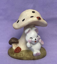 Vintage figurine bunny with mushroom ladybug porcelain super cute 3.5&quot; tall - £3.99 GBP