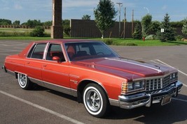 1977 Pontiac Bonneville brnt orange | 24x36 inch poster | classic vintage car - £17.98 GBP