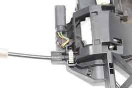 07-13 MERCEDES-BENZ W221 FRONT RIGHT PASSENGER SIDE DOOR HANDLE BRACKET E4591 image 5