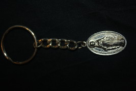 Mother Mary Pray For Us Key Chain - $93.19 MXN