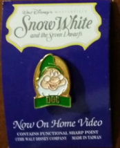 Doc In Walt Disney&#39;s Snow White And The Seven Dwarfs   Pin, New - £2.30 GBP
