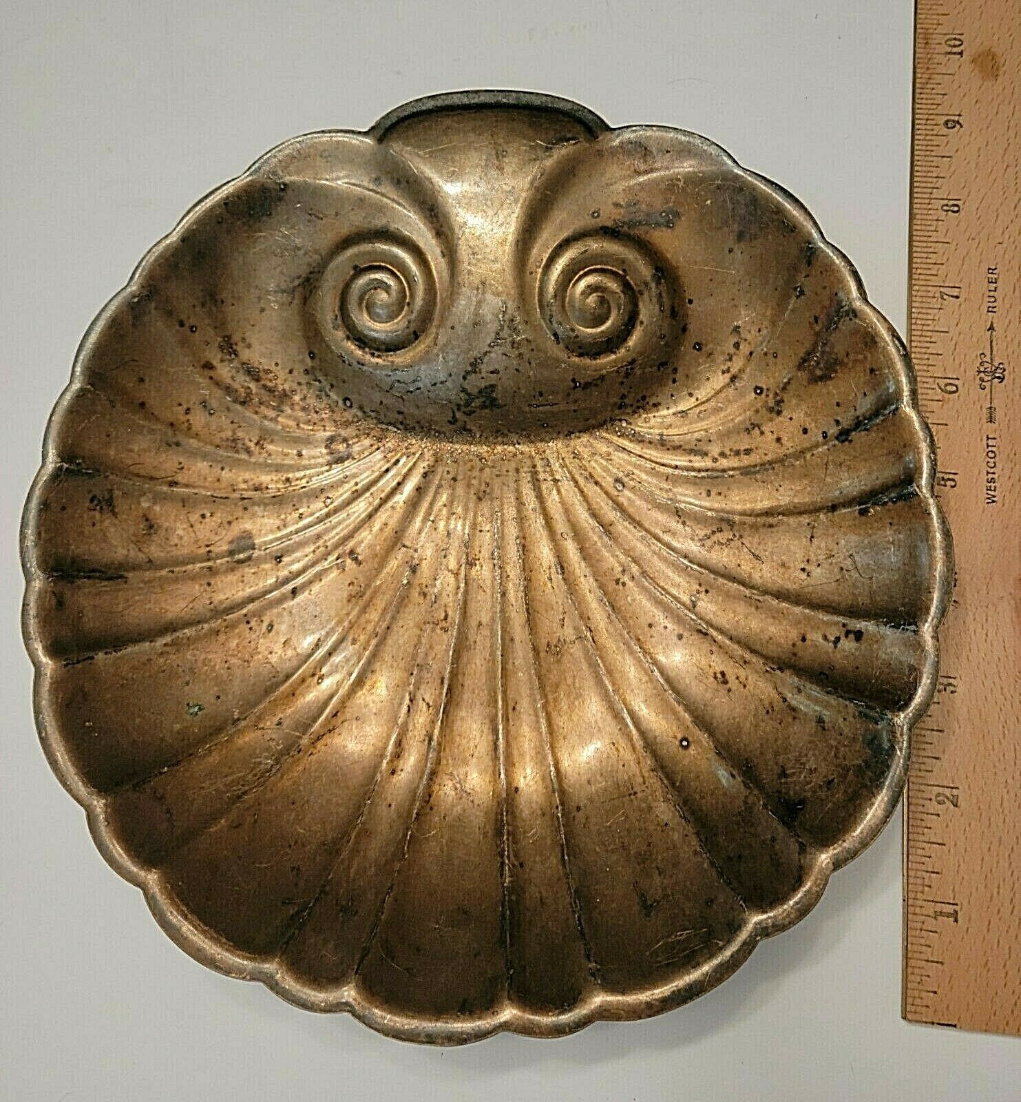 INTERNATIONAL SILVER CO. 9" SEASHELL DISH - $17.60