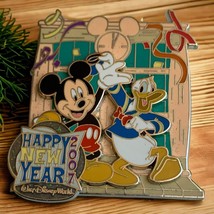 Disney - Happy New Year Featuring Mickey and Donald LE Collectible Pin F... - £11.42 GBP