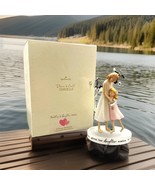 Mother And Daughter-2008 Hallmark Keepsake ~ Down To Earth Angels - €13,70 EUR Mother And Daughter-2008 Hallmark Keepsake ~ Down To Earth Angels - €13,70 EUR