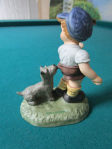 Goebel Surprise Encounter Figurine 4&quot; Nib Original - £59.35 GBP