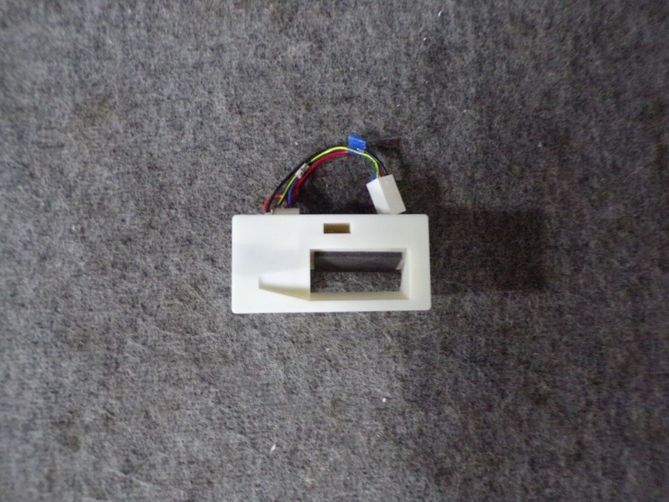 WPW10594329 KITCHENAID REFRIGERATOR DAMPER ASSEMBLY - $23.50