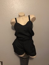 Black romper small with pockets criss cross back - $237.71 MXN