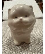 Vintage Mini Kitten/Kitty/Cat Porcelain Bisque White - $201.61 MXN Vintage Mini Kitten/Kitty/Cat Porcelain Bisque White - $201.61 MXN