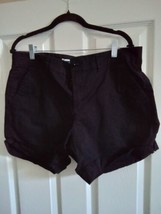 Old Navy Women Everyday Short Black Size 14 BOX-E AM  - £16.40 GBP