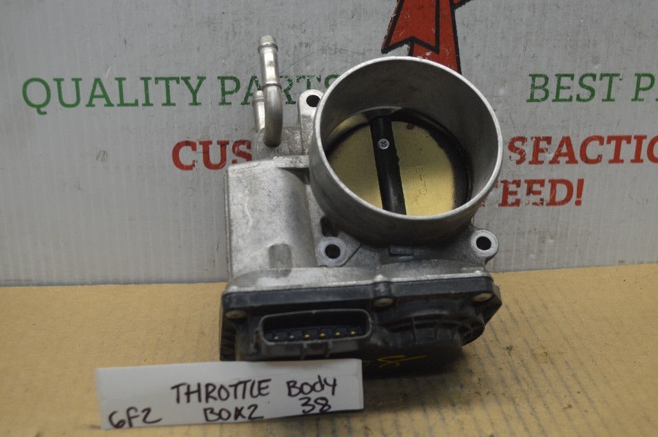 2007-11 Lexus Sienna 3.5L Throttle Body Valve 2203031030 Assembly 38-6F2... - $9.79
