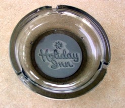 Vintage HOLIDAY INN Smoke Colored Round Embossed Glass Ashtray - 4.5 inc... - £17.28 GBP