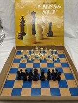 Vintage Lowe Tournament Chess Set Plastic Pieces Hardwood Playing Board - $35.18 CAD