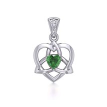 Jewelry Trends Small Celtic Trinity Knot Heart Sterling Silver Pendant Necklace  - £75.77 GBP