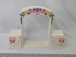 Fisher Price Loving Family Wedding Arch Musical 2008 - $12.95