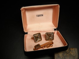 Swank Cuff Links and Tie Bar Golden and Black Metal Knot Look Presentati... - £15.94 GBP