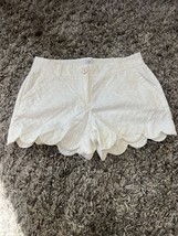 Crown &amp; Ivy Shelby White Shorts w Pockets see measurements Size 4 - £11.97 GBP