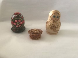 Lot Russian; 4 pc Nesting Matryoshka Dolls Gold Burned Wood, Birch Box, Egg - £26.11 GBP