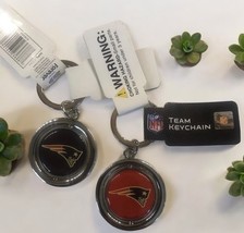 NFL New England Patriots Spinning Logo Key Ring Keychain Forever Collect... - $138.75 MXN