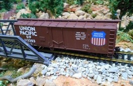 HO Scale: Walthers Trainline Union Pacific Box Car #113303, Model Railroad Train - £14.85 GBP