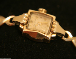 Vintage 1953 ladies&#39;,  fancy case,17J Swiss Bulova gold bracelet wristwatch  - £78.47 GBP